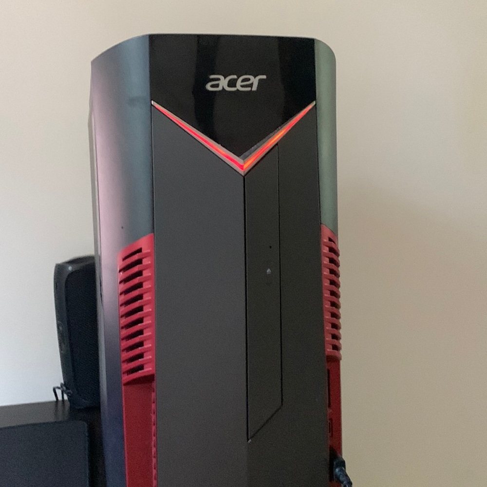 Screen Size 0.1 Inches
Model Number N50-600-NESelecti7RX580
CPU Model Core i7